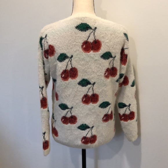 Shrinking violet sweater cherry white fluffy soft SZ  XS - Picture 5 of 9